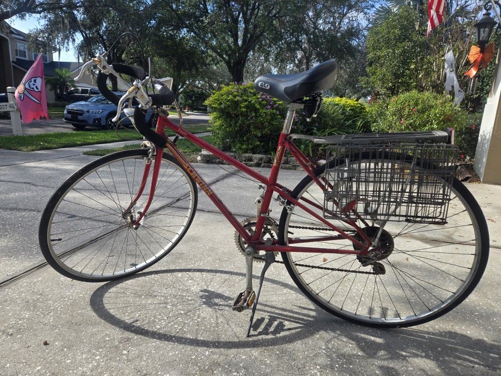 Schwinn Traveler 10 Speed BIke.