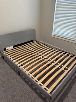 IKEA SLATTUM BED QUEEN