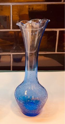 Vintage hand blown pilgrim blue crackle vase with ruffled rim