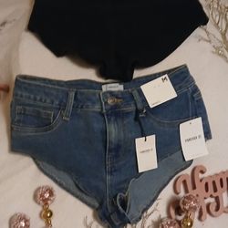 Forever 21 Crop Shorts NWT MED JEAN BLK JEAN SM
