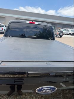 Aluminum bed cover