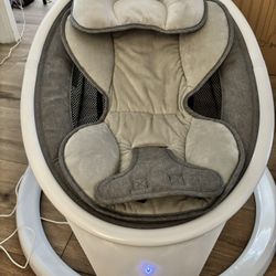 Munchkin Electric Baby Swing with Vibration & Bluetooth