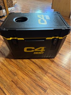 C4 Cooler/Cornhole Set
