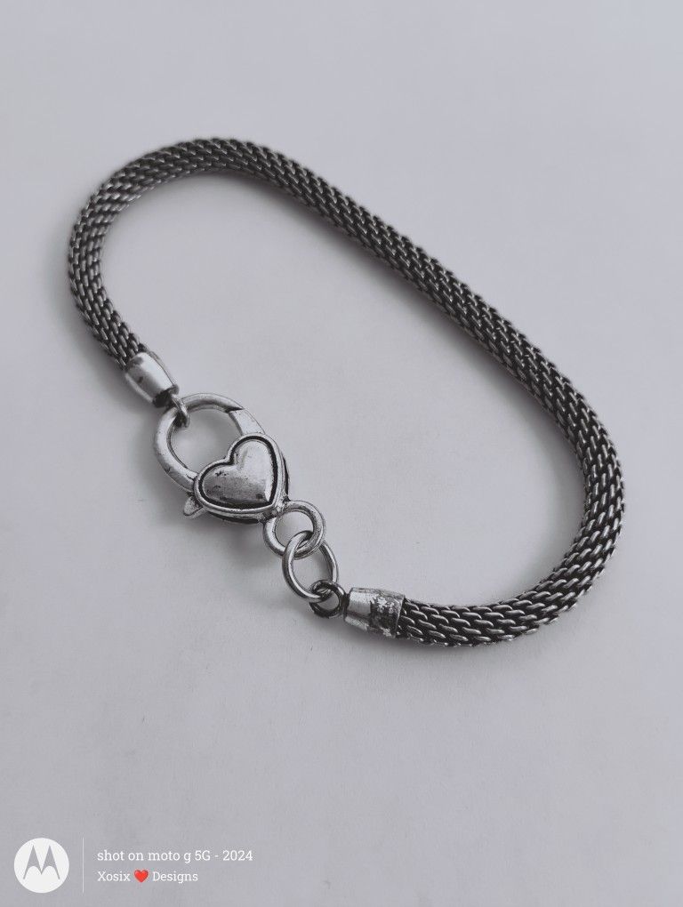 Charm Bracelet /Heart Lobster Clasp /Mesh Bracelet /Size 8 Inches