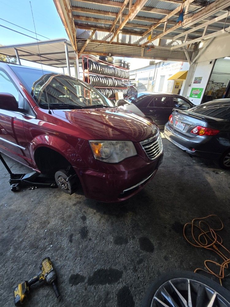 2014 Chrysler Town & Country