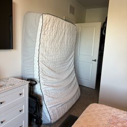 Colchón “ MEMORY FOAM “ 