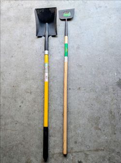 Square point shovel and flat scraper