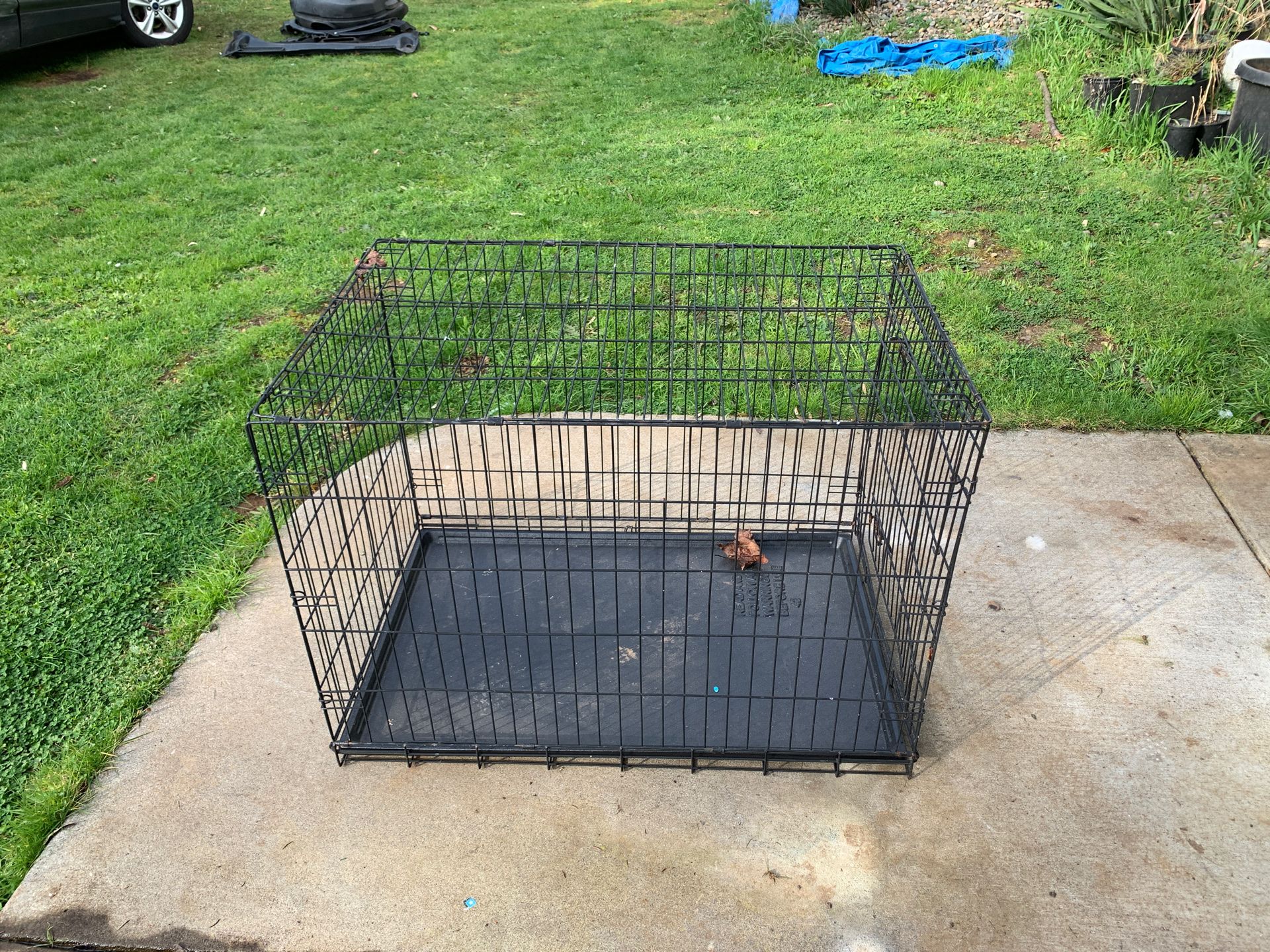 Dog crate transportation house 42x28x30”
