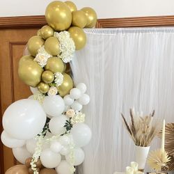 Garlands/ Bouquet/ Arch Balloons 