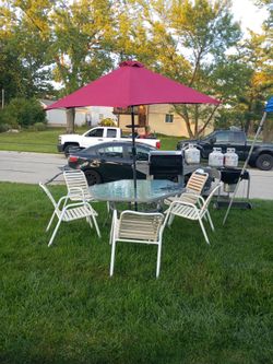 All For $120  patio set