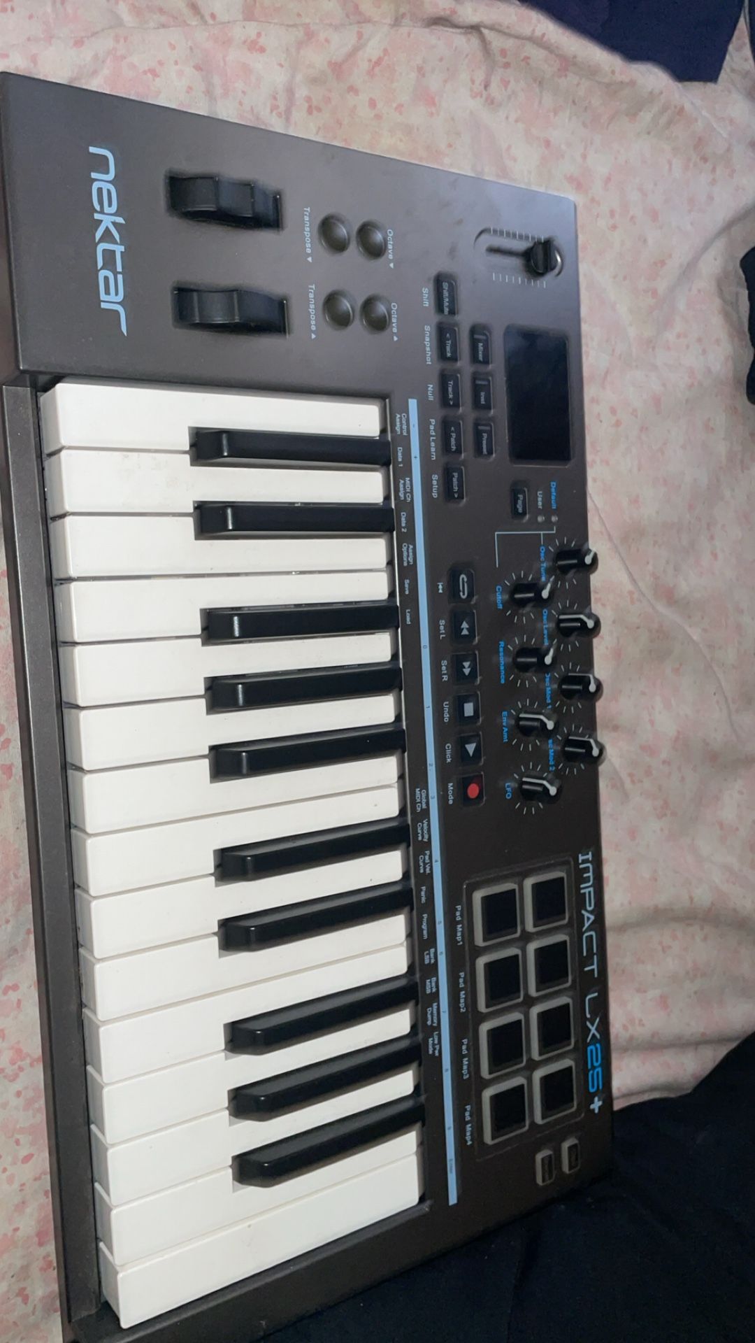 Nektar Impact LX25+