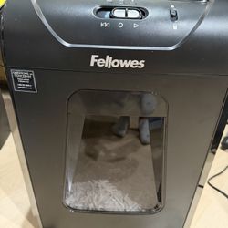 Fellowes Powershred 12 Sheet Cross-Cut Paper Home Office Paper Shredder, 19.50" H x 9.69" W x 13.44" D