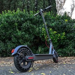 Electric scooter