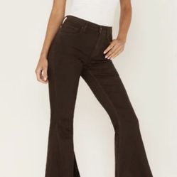 Shyanne Women's Mid Rise Super Flare Jeans