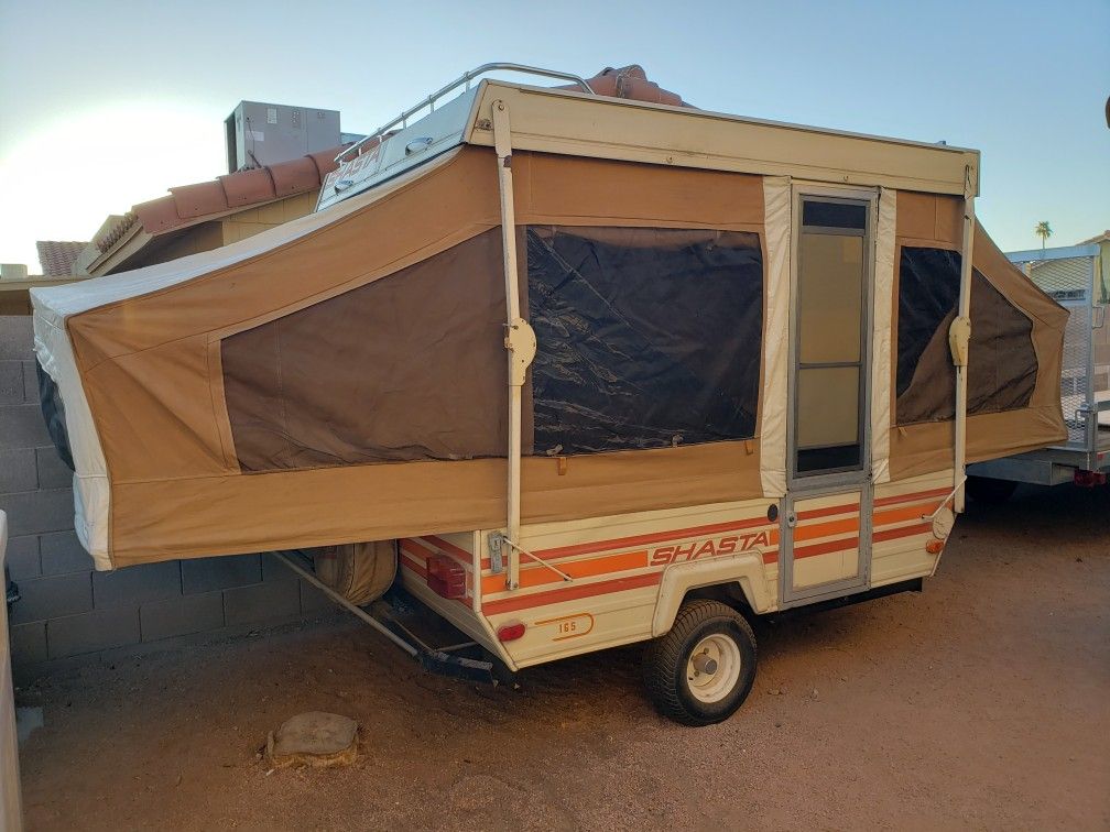 1982 Shasta 165 Popup Pop Up Camper