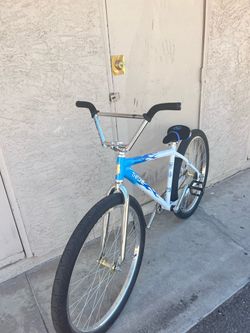 fxd Throne blocboi 29inch