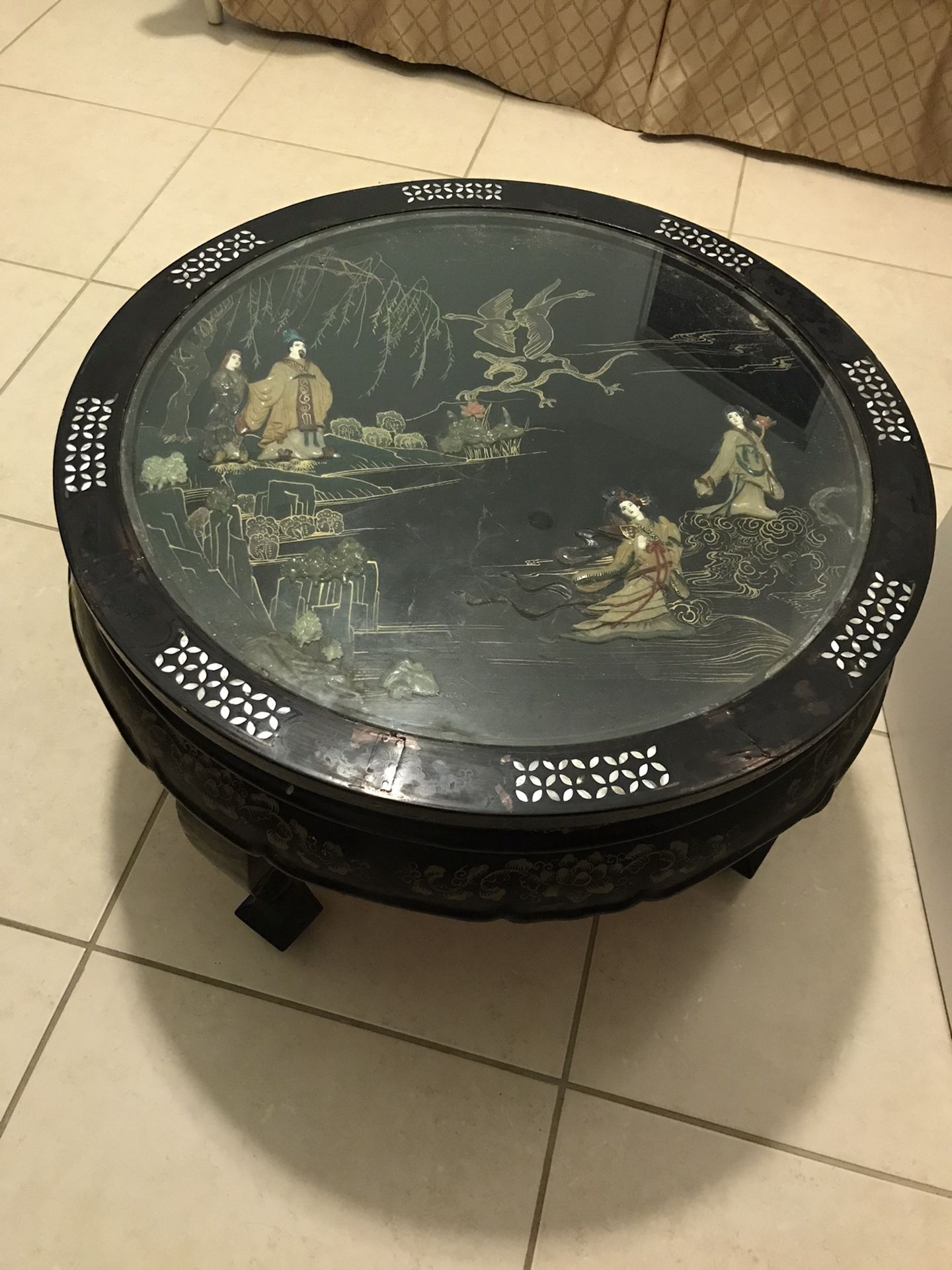 Oriental Asian Inlaid Mother of Pearl Coffee Table