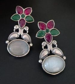 Red Green White Bird Brass Earrings Beautiful