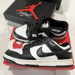 Nike Dunks 