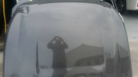 2016 yukon Used hood Damage