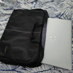 $10 Each Assorted Laptop Notebook Bags Shoulder Bag Rolling Bag Soft Briefcase Overnight Bag