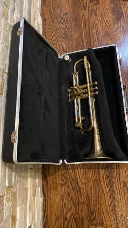 VINTAGE TRUMPET