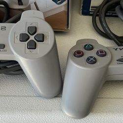 2-PLAYSTATION PS1 CONTROLLER