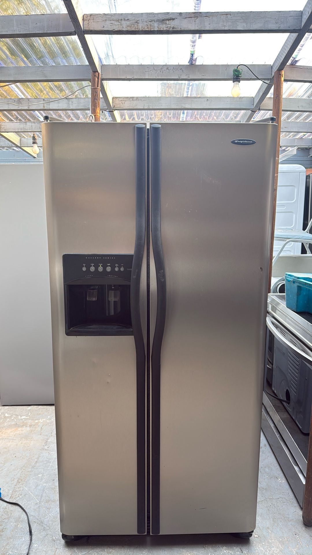 Refrigerator Frigidaire 