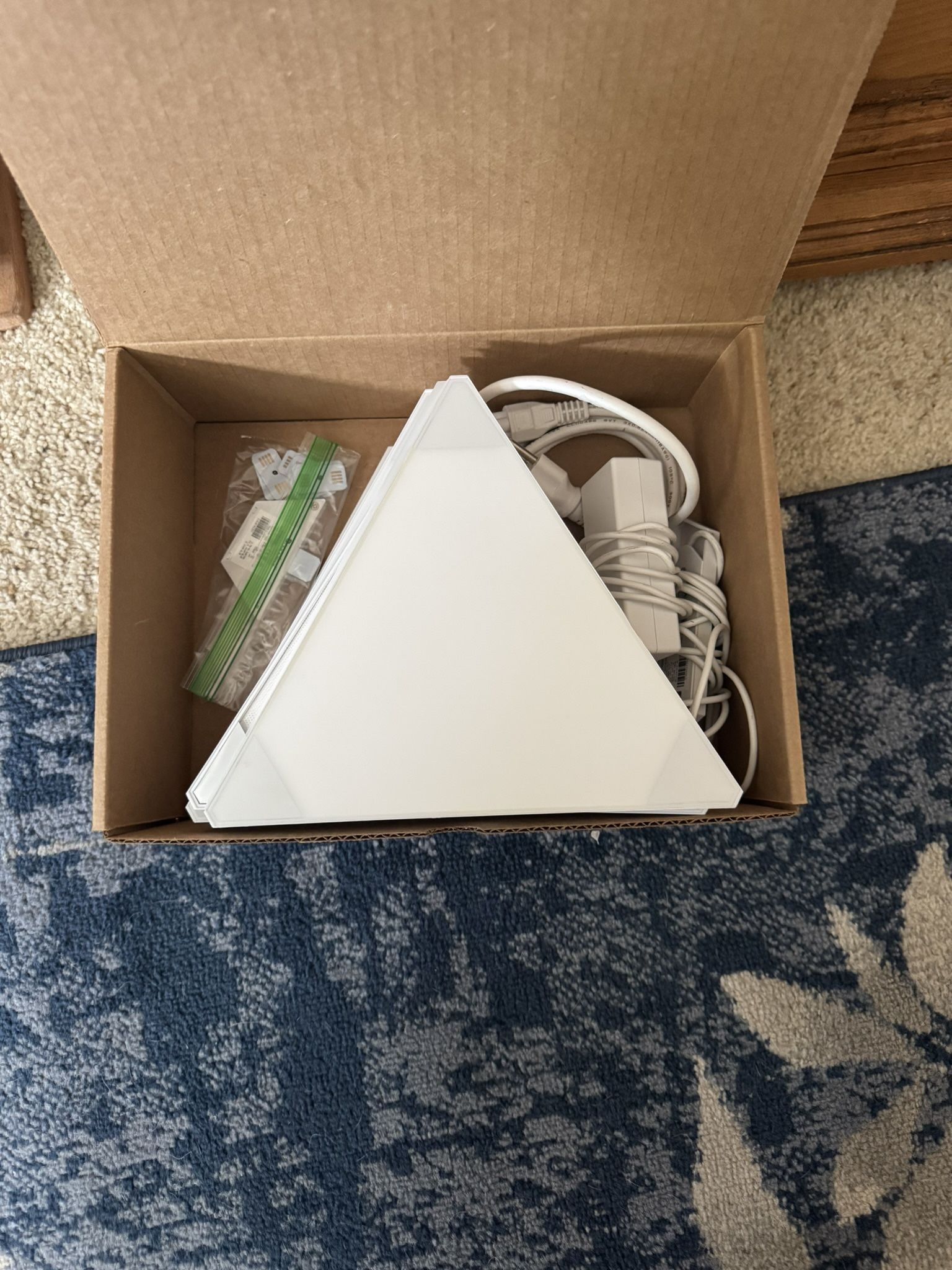 11 Nano Leaf Triangle Lights