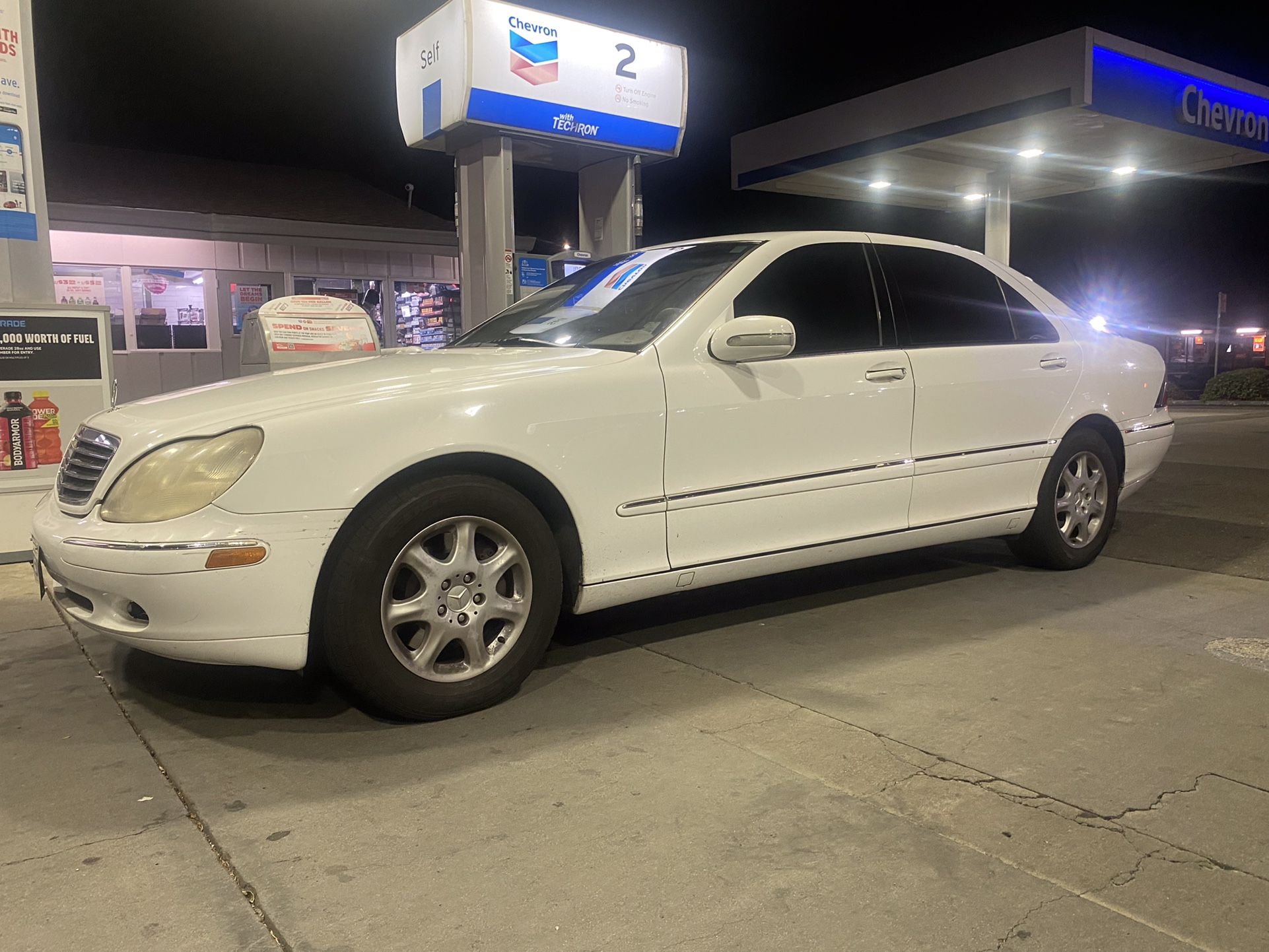 2000 Mercedes-Benz S-Class