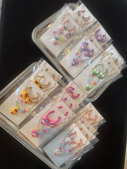 Girls’ Character Hello Kitty Fashion Accessory great for Birthday Party Favors