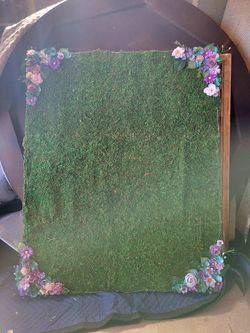 Grass-crafted Board w/ Lights
