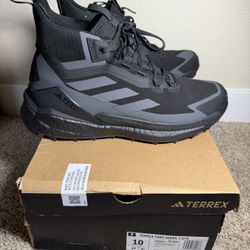**Brand New** adidas Terrex Free Hiker GORE-TEX 2.0 Hiking Shoes (Men’s) 
