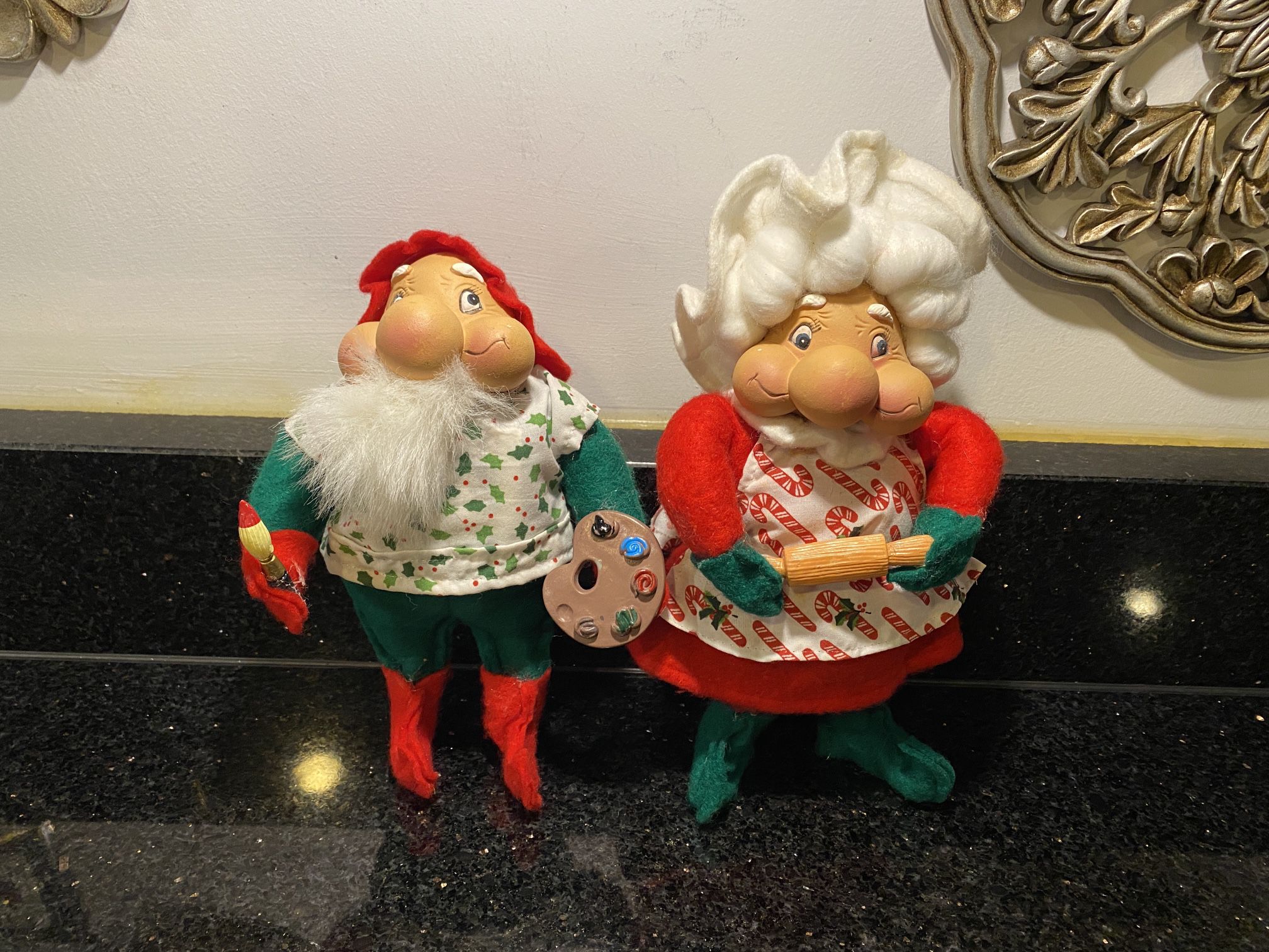 Vintage 1992 Santakins Stubby Santa Claus & Chubby Mrs Claus 8-9'' Figures