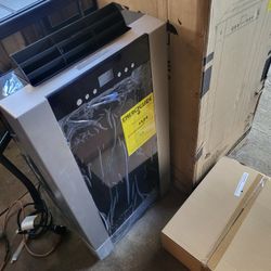 PORTABLE AIR CONDITIONER 14000 BTU  500SQFT WHYNTER NEW 
