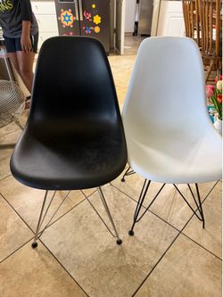 Modern Eames-Style Dining Chairs – Black & White (Set of 2)