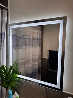 Led bathroom mirror