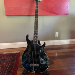 Charvel Bass 