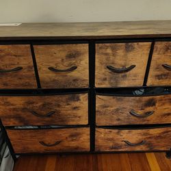 Dresser And 2 Night Stands 