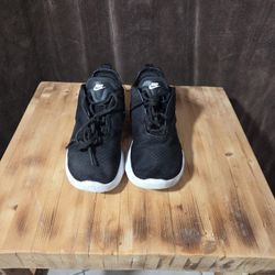 Nike's Women's Air Max Motion