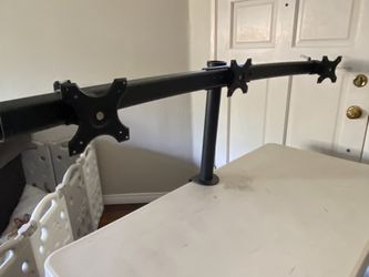 Triple Monitor Stand With Tubular Steel Desktop Clamps Single Stand