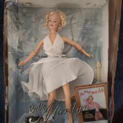 One Of A Kind, Collectors Edition!! Marilyn Monroe Barbie Doll!