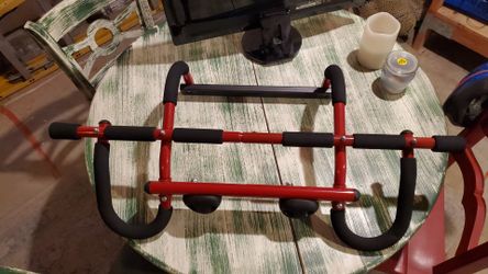 Stamina Door Pull-Up Bar