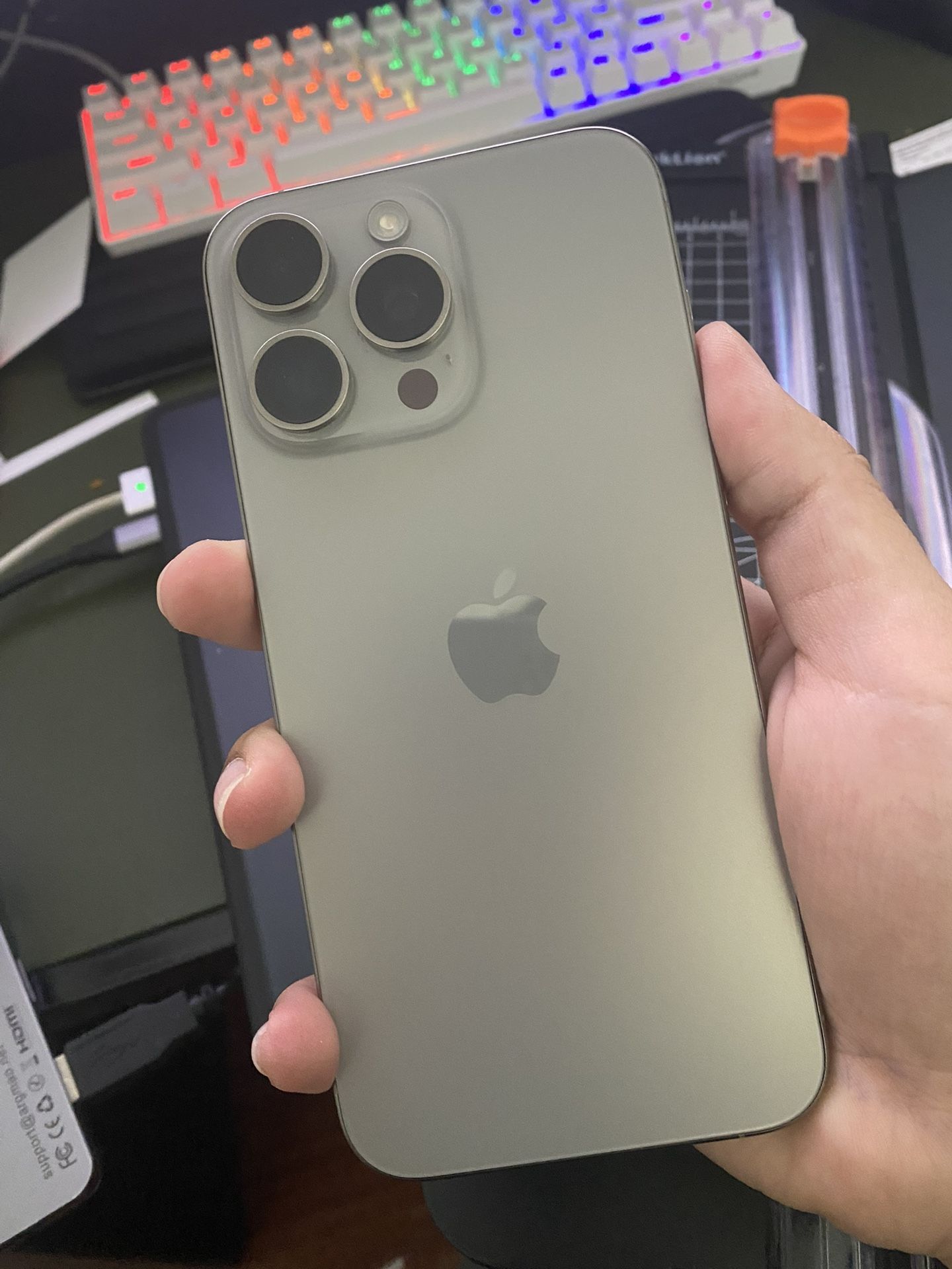 Apple iPhone 15 Pro Max 512GB Unlocked Natural Titanium