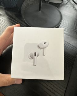 Apple AirPods Pro (2nd Generation)