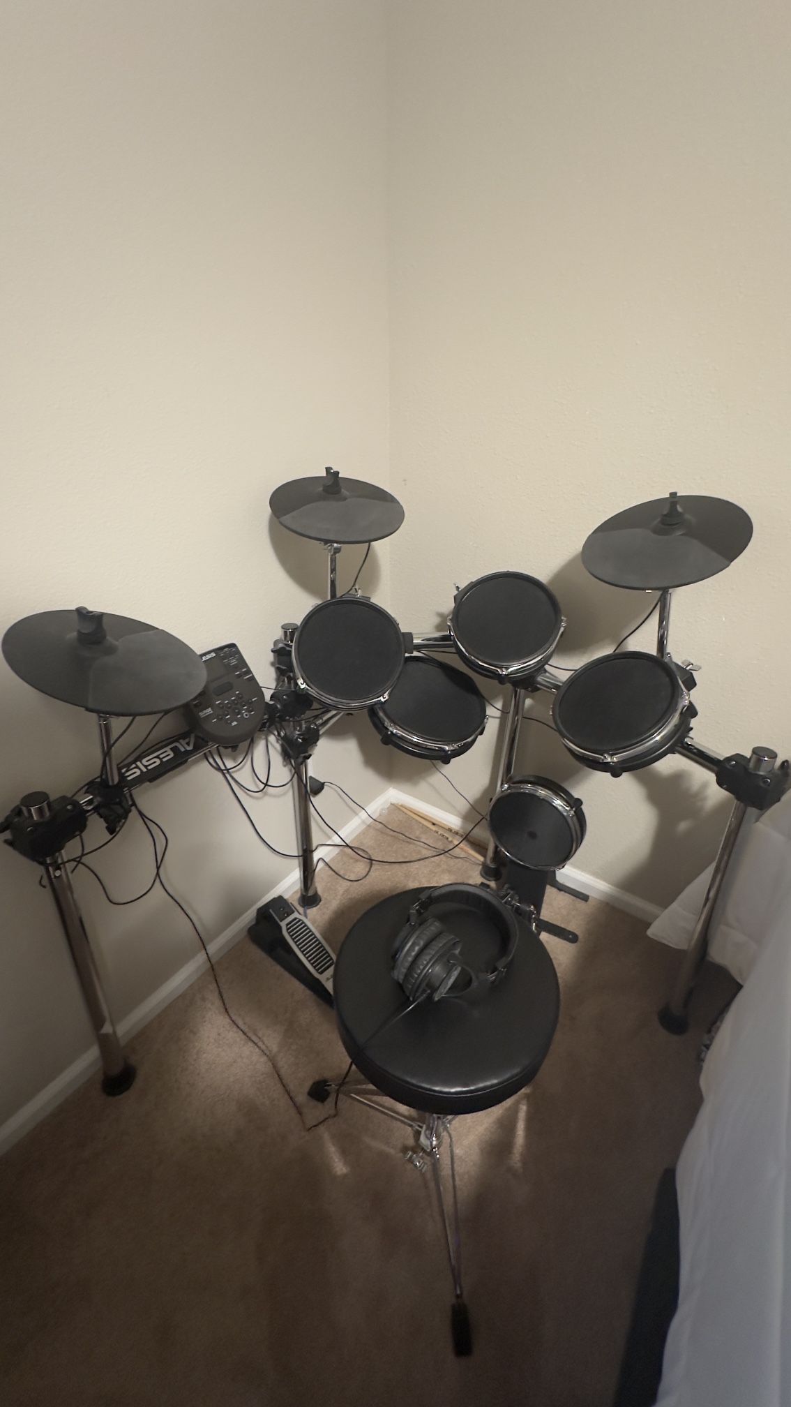 Alesis Surge Drum Kit