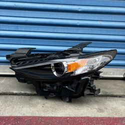 2019,2020,2021,2022,2023,2024 Mazda 3 Headlight/Foco Delantero Xenón Lh Driver Oem,Original  Ask