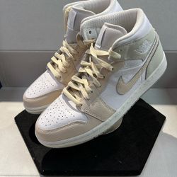 NIKE AIR JORDAN MID SE WHITE SEA GLASS GLACIER 
