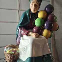 1929 Royal Doulton 'The Old Balloon Seller'