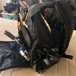 CLC L255 53-Pocket Tech Gear Lighted Backpack